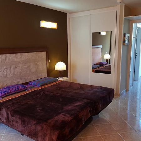 Apartamentos Olympia Playa de las Américas Dış mekan fotoğraf