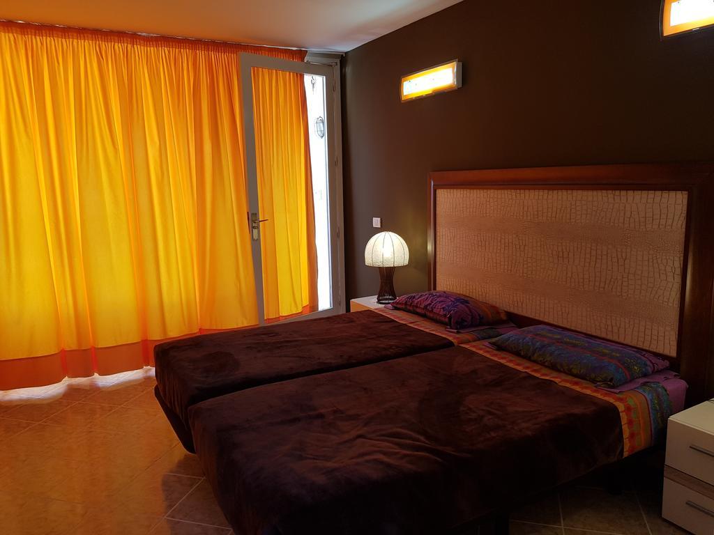 Apartamentos Olympia Playa de las Américas Dış mekan fotoğraf